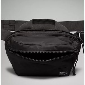 All Day Essentials Belt Bag 2.5L